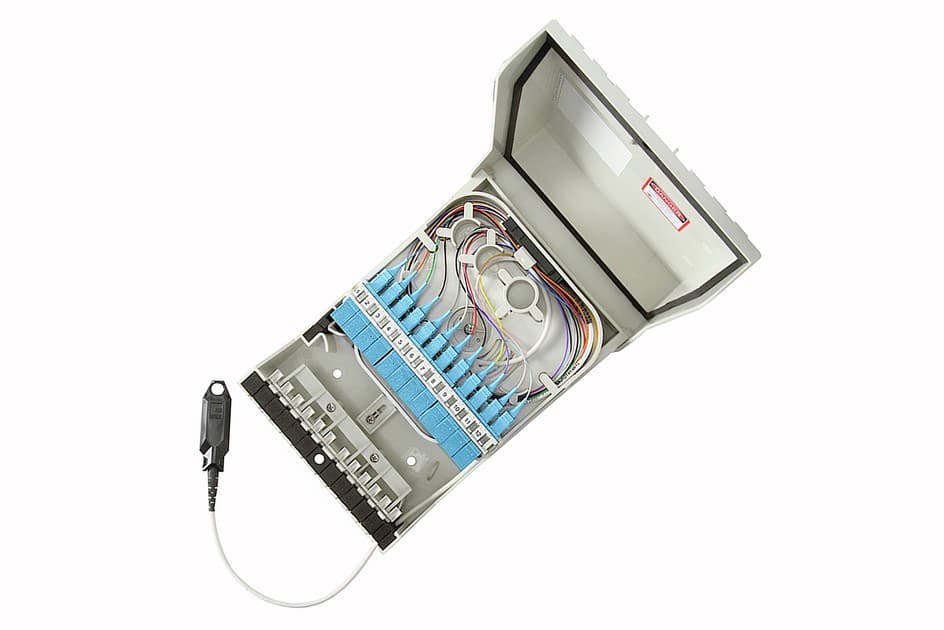 CommScope - Panel 12 fiber rdt wall-mnt sm lcu-unc sm ios 030M adc telecom inc - RDT-SM12K00D03090