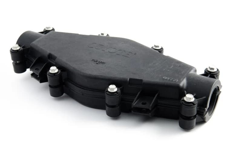 Preformed Line Products COYLCC-F006 - Kit Lcc (low Count Closure) Coyote Fiber Optic Single Fusion Includes (4) 8003663 Grommets (1) Splice Platform For Single Fusion (3) Splice Blocks (2) L Brackets Clips And Fasteners