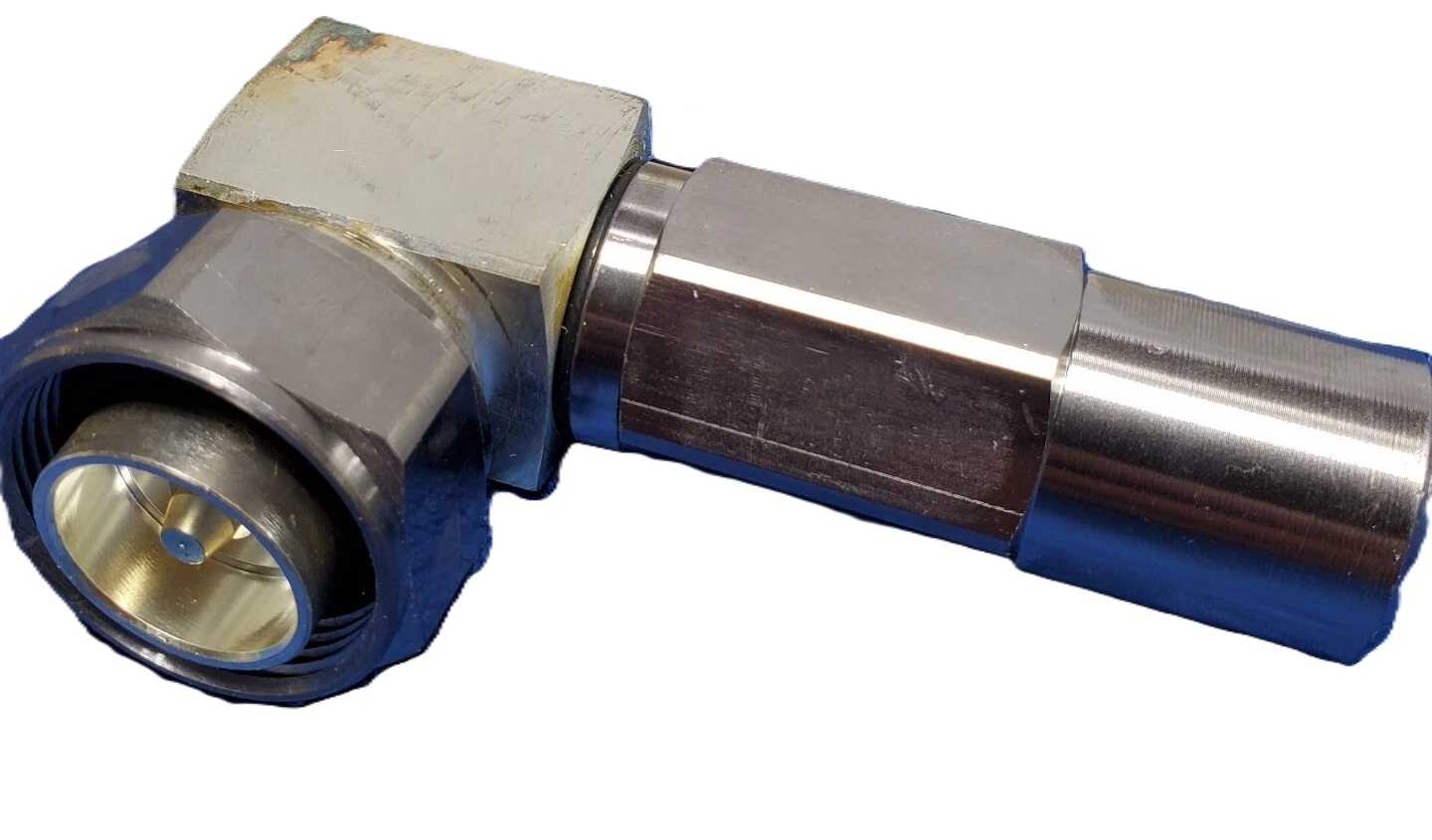 4-units min. CommScope Connector, Coax, 1/2in Din Male R-angle Conn - CR540DMR
